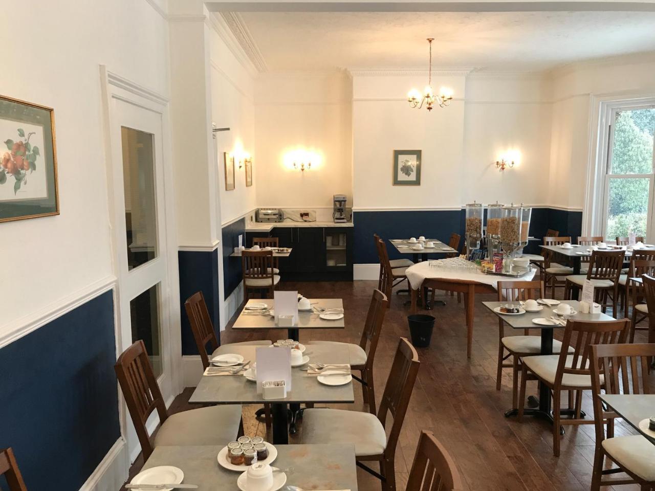 Отель The Elizabeth House Саутгемптон